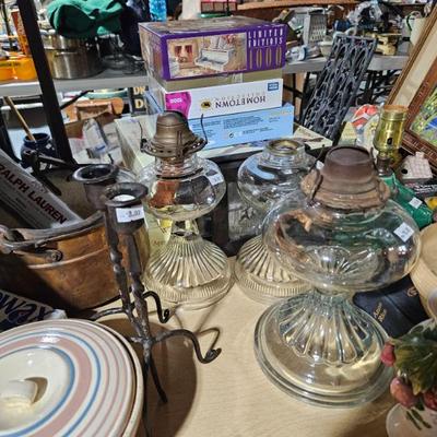 Oil lamps