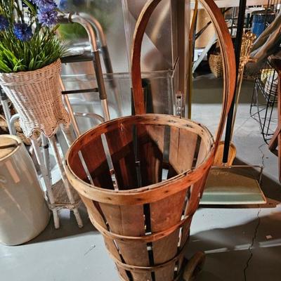 Vintage market tote