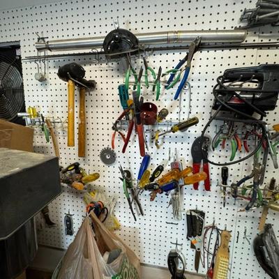 Sale Photo Thumbnail #176