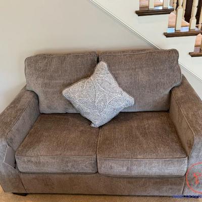Sale Photo Thumbnail #178