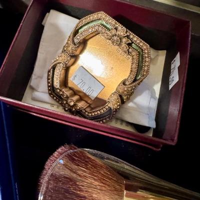 Sale Photo Thumbnail #114