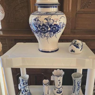 Modern blue & white decor.