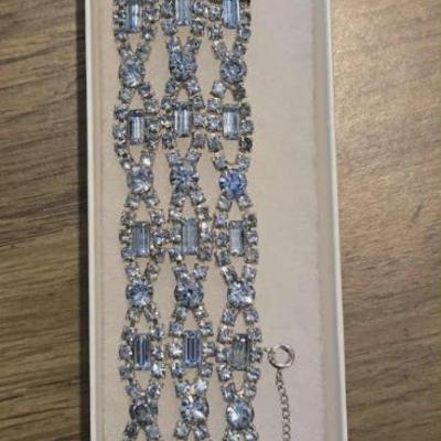 Vintage blue rhinestone bracelet