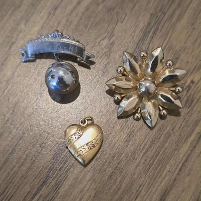 Vintage pin & locket pendant