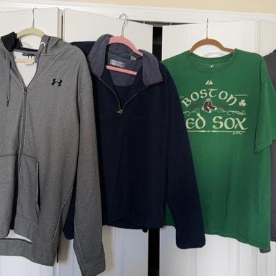 Men’s Jackets And Tshirt Size Large ~ Grey Under Armor Zip-up 