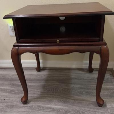 Bombay Company Mahogany Color Side Table