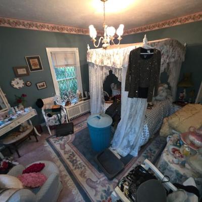 Sale Photo Thumbnail #92