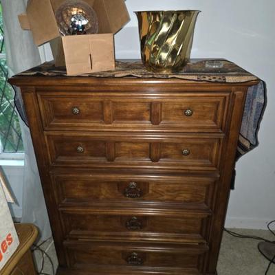 Sale Photo Thumbnail #108