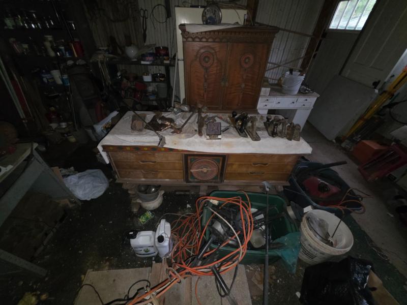 Sale Photo Thumbnail #204