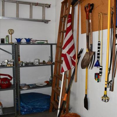 576 garage