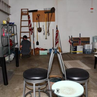 564 garage