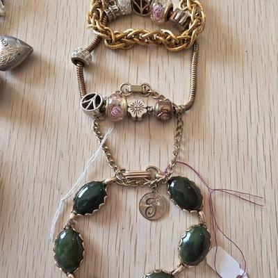 Sale Photo Thumbnail #176
