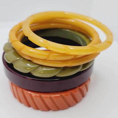 6 pc 40s & 50s Bracelets - Butterscotch Avocado Salmon & Burgundy 