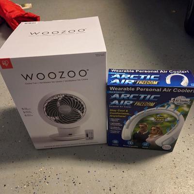 Lot #229 - Woozoo Globe Fan & Arctic Air Wearable Personal Air Cooler