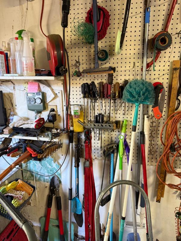 Sale Photo Thumbnail #115