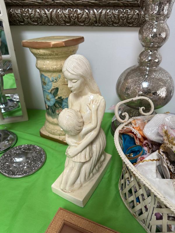 Sale Photo Thumbnail #219
