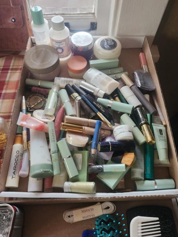 Sale Photo Thumbnail #326