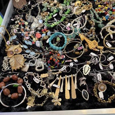 Sale Photo Thumbnail #27