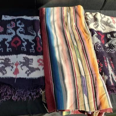 Th216 patterned throws