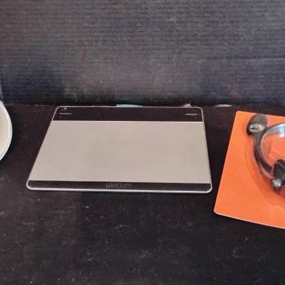 Th138 intuos pen tablet and more
