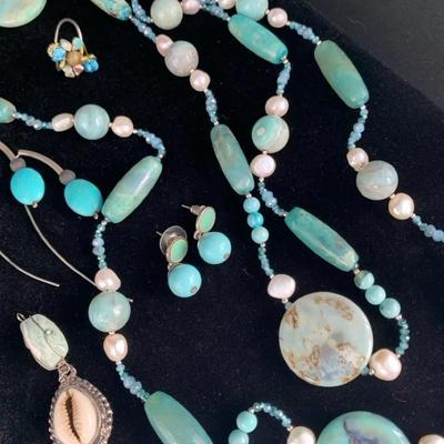 Th174 aqua colored costume jewelry