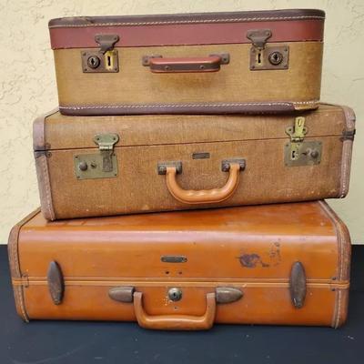 Th196 vintage briefcase lot