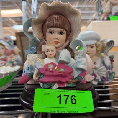 Sale Photo Thumbnail #226