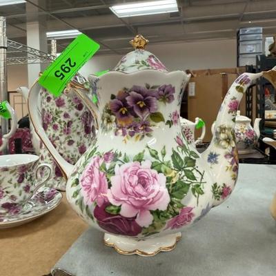 Sale Photo Thumbnail #344