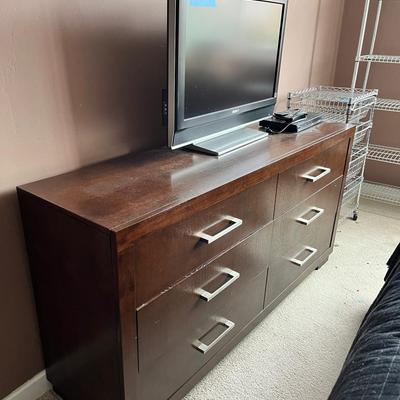 6-Drawer Dark Wood Dresser With Metal Drawer Pulls Espresso Wood Dresser with Six Drawers 