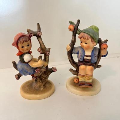 Goebel M.I. Hummel "Apple Tree Girl & Boy" figurine