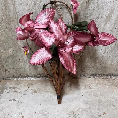 Floral Wall Hanging 