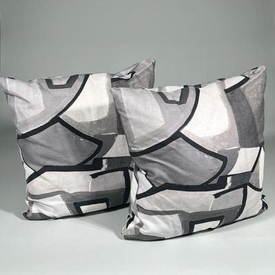(2pc) MATCHING ABSTRACT PRINT THROW PILLOWS
