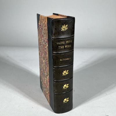 1938 GONE WITH THE WIND ANTIQUE BOOK
