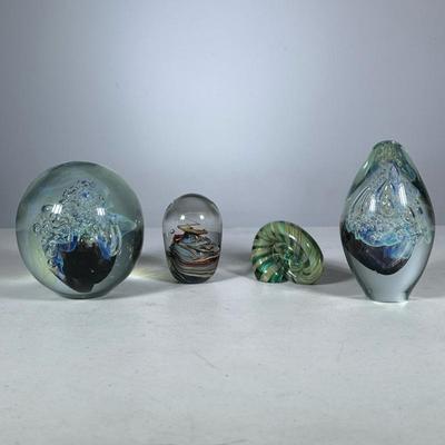 (4pc) SIGNED ART GLASS PAPERWEIGHTS
