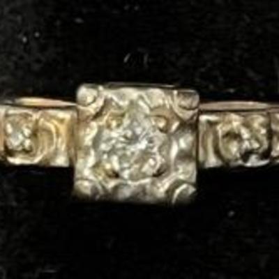 14k Yellow Gold Diamond Ring Size 5 