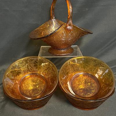 VTG Amber Tiara Glass Basket And (4) Bowls