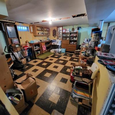 Sale Photo Thumbnail #176