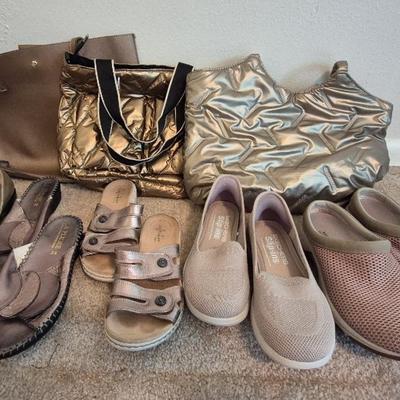 Tan/Copper Colored Purse And Shoe Size 8 Assortment