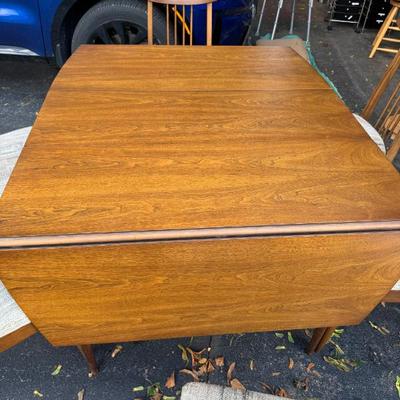 Sale Photo Thumbnail #198: MCM Broyhill dining table w/6 chairs