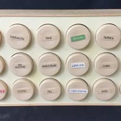 Vintage 70s Spice Rack-18 Jars