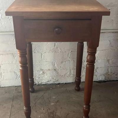 American Primitive Style Handmade Cherrywood Single Drawer Table 