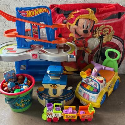 Kids Toys With Cars, Trains, Step2 Hot Wheels Playset, Mickey Mouse Tent