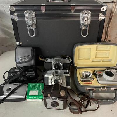 Vintage Cameras With Kodak Brownie Holiday, Mamiya, Ansco With Photography Storage Chest