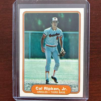 1982 Fleer Baseball Cal Ripken Rookie Card. Card #176