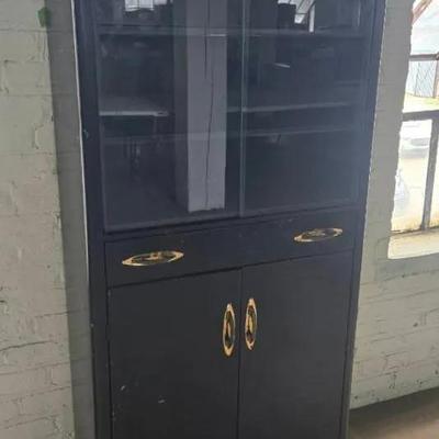 Black Metal And Glass Storage Cabinet With  3 Shelf Display