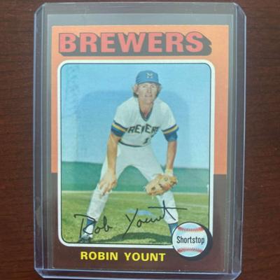 1975 Topps Baseball Card. Robin Yount Rookie. Card Number 223