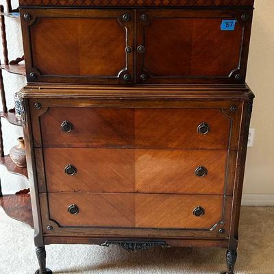 Saginaw Dresser 