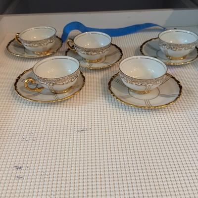 Mittterteigh Bavaria German Tea Cups With Saucers  Set Of 5
