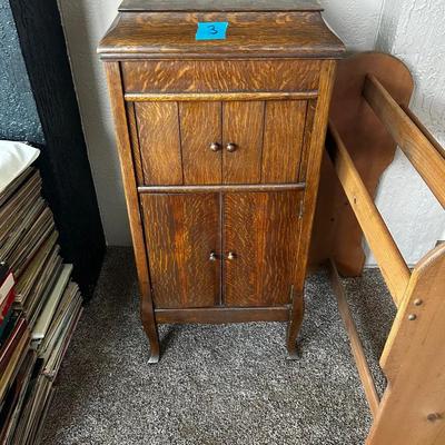 Columbia Granola Type E-2 Victrola

