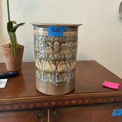 12in Tall Circular Vase